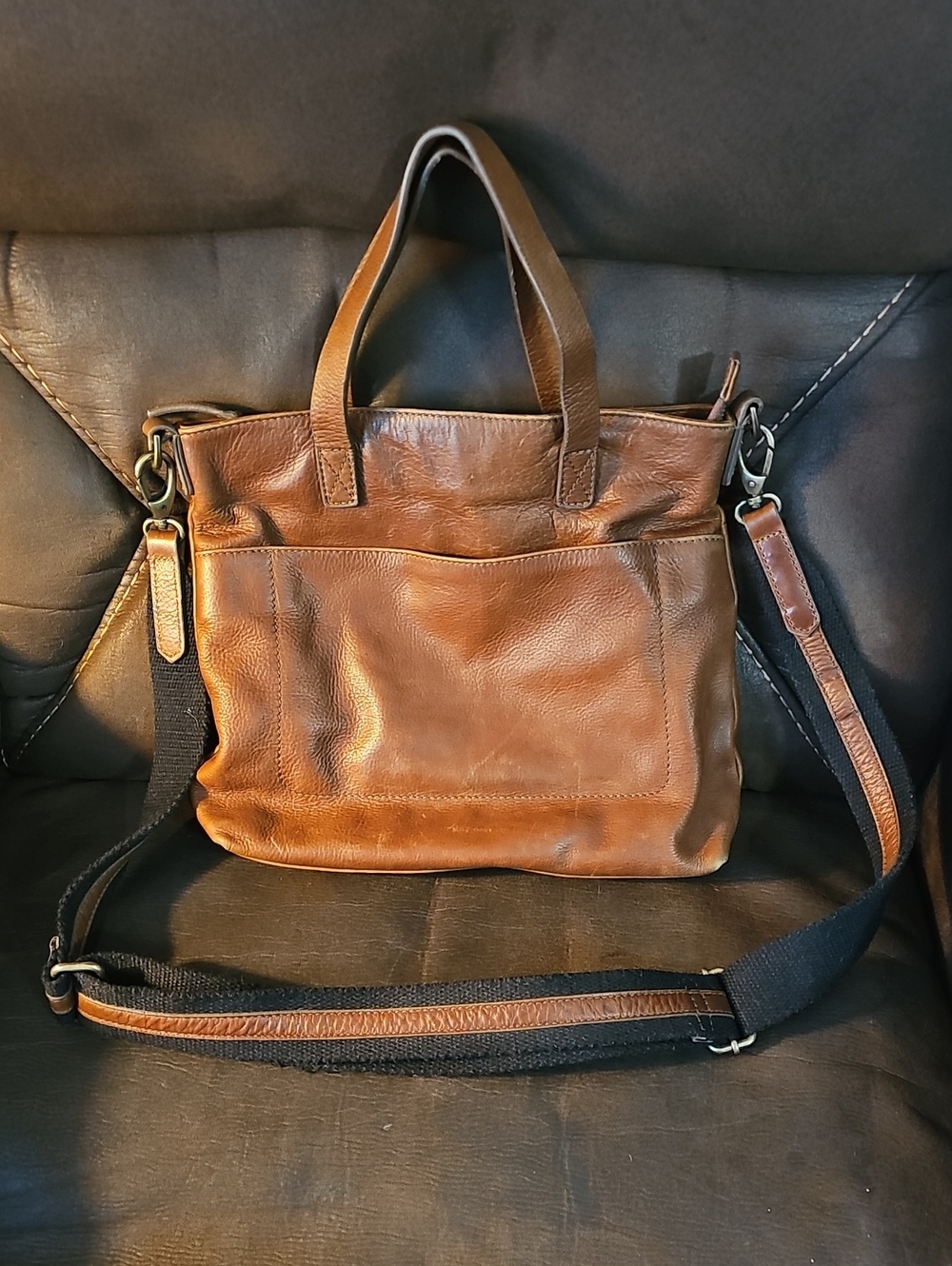 FATFACE Classic Brown Leather Crossbody with Detachable Strap